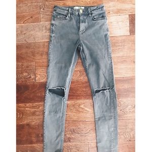 Topshop soft grey distressed skinny jeans